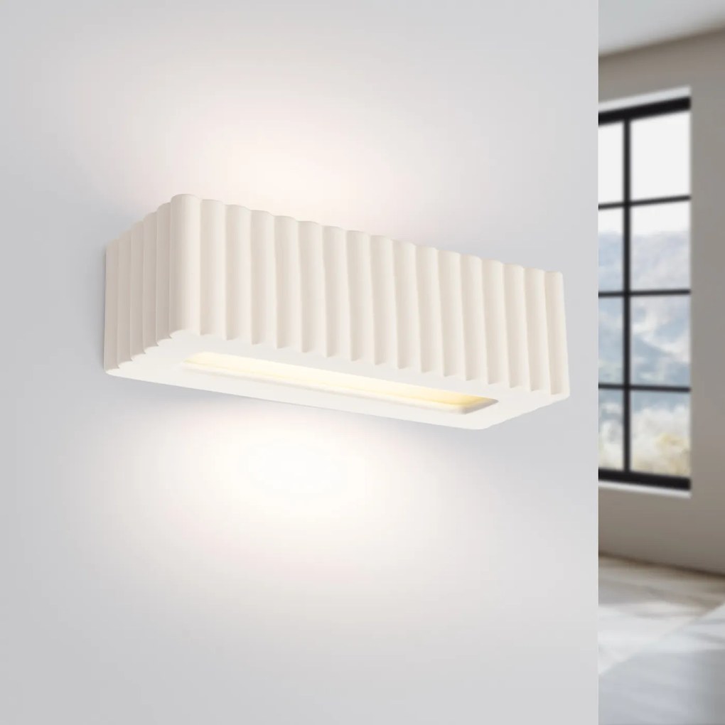 Nástenné svietidlo Rigata, 1x biele keramické tienidlo