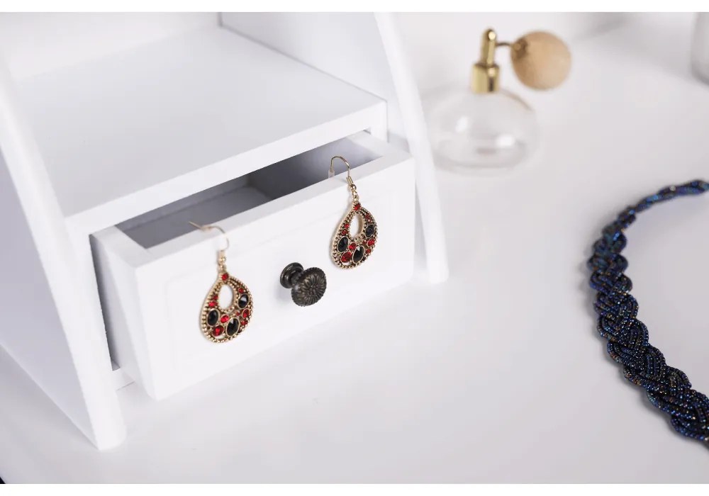 Dekoratívny stolík so stoličkou RODES NEW, biely