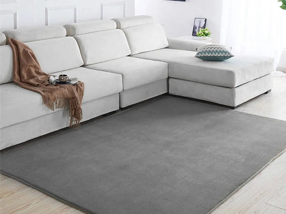 TZ Tmavosivý jednofarebný obdĺžnikový koberec Polar Rozmer: 140x200 cm