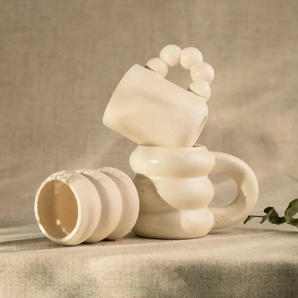 Hrnček BUBBLY krémový 753701 350 ml