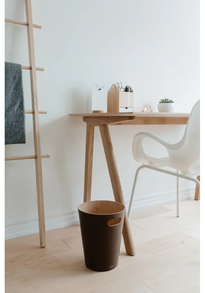 Hnedý kancelársky odpadkový kôš 7,5 l Woodrow – Umbra
