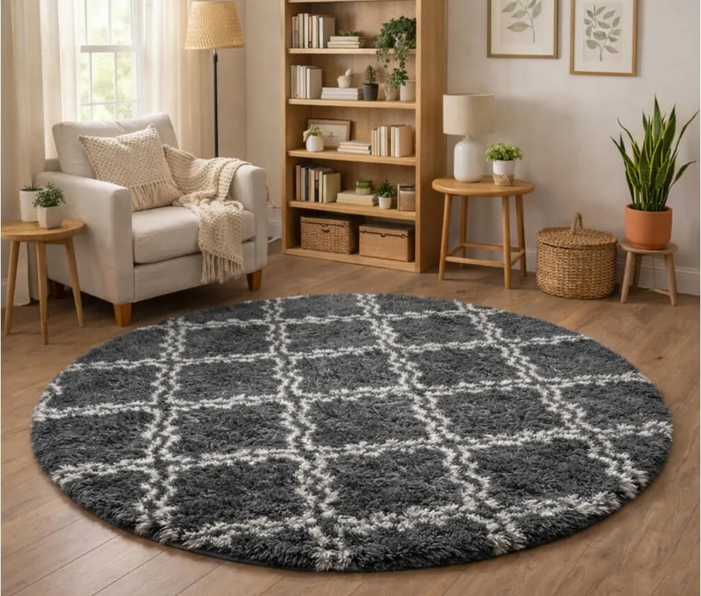 TZ Tmavosivý okrúhly vzorovaný koberec shaggy Decor Latern Rozmer: 140 cm