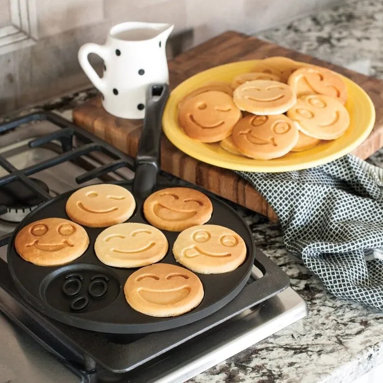 Panvica na palacinky Nordic Ware smiley