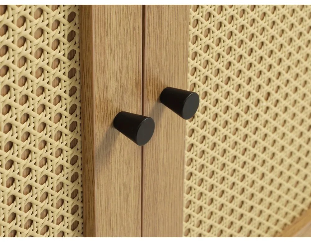 Nízka komoda v dekore duba v prírodnej farbe 140x80 cm Pensacola – Unique Furniture