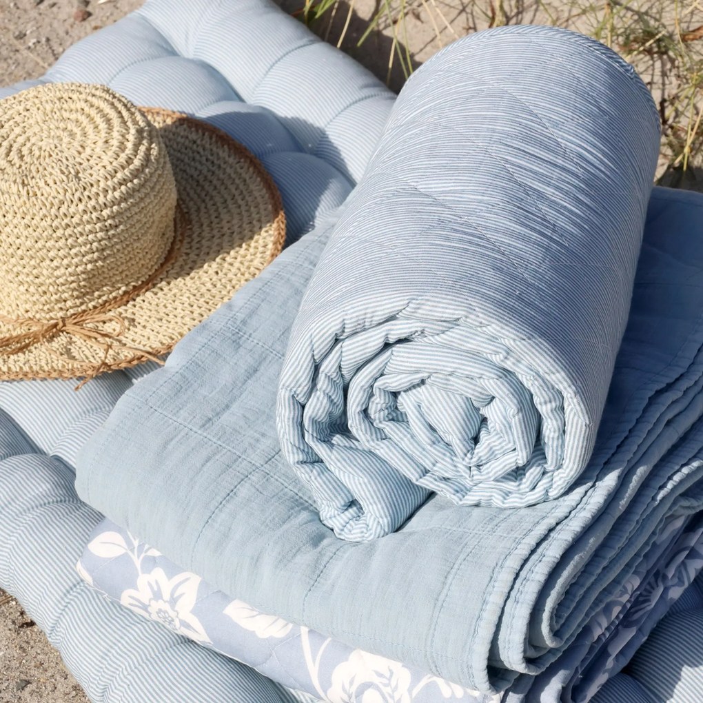 Chic Antique Prešívaný prehoz Aix Milk Boy Stripes 180 × 130 cm