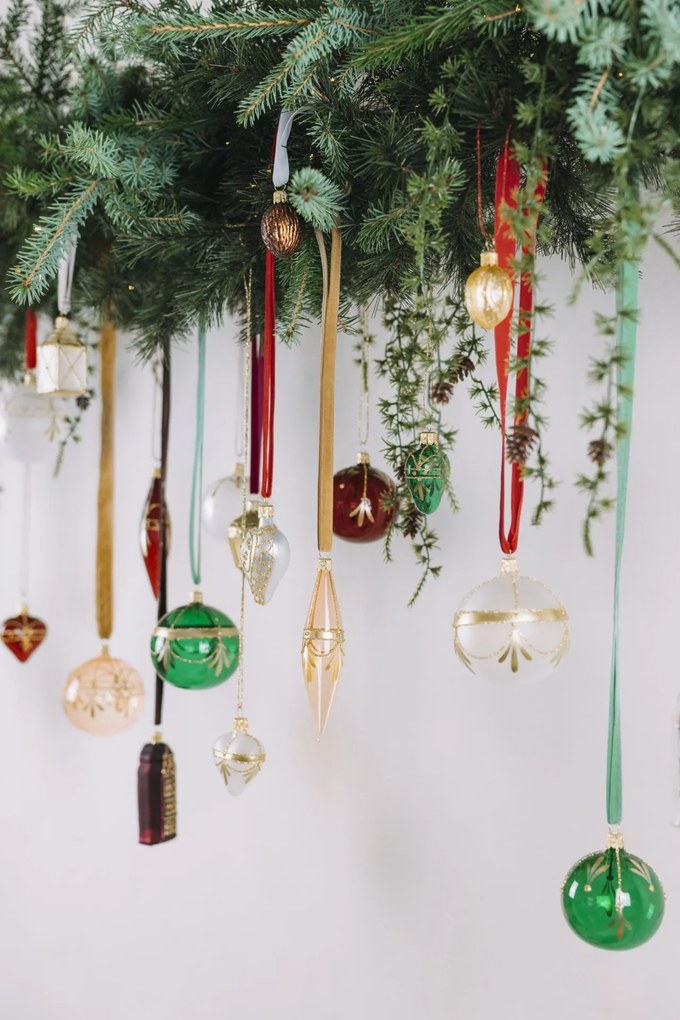 Bella Rose Sklenená vianočná ozdoba Domček Burgundy Mat