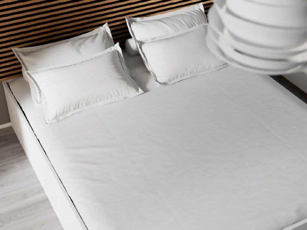 Posteľ BELLA 140 x 200 cm, biela Rošt: S latkovým roštom, Matrac: Matrac DELUXE 10 cm