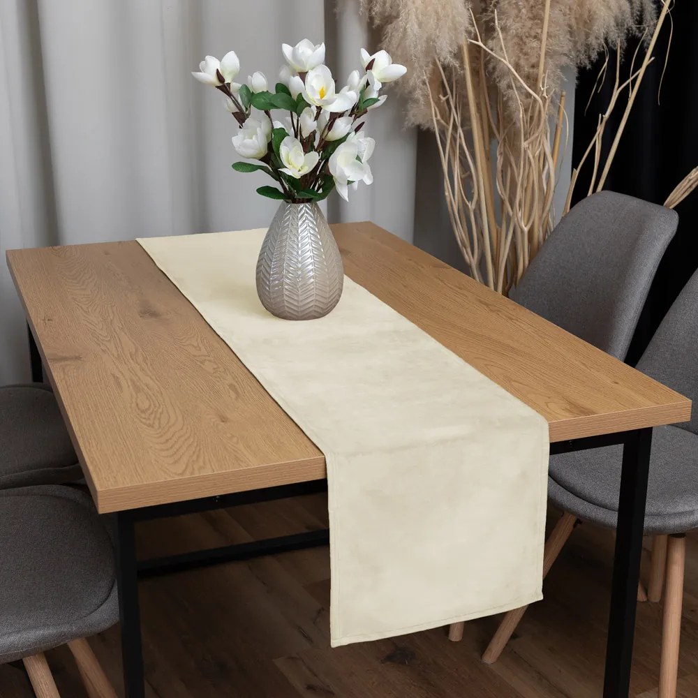Biante Zamatový behúň na stôl Velvet Prémium SVP-003 Smotanový 45x160 cm