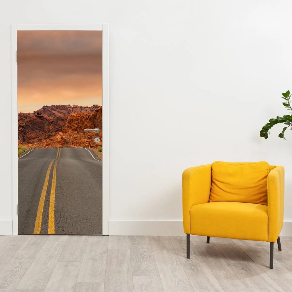 Fototapeta na dvere - Cesta v horách (95x205cm)