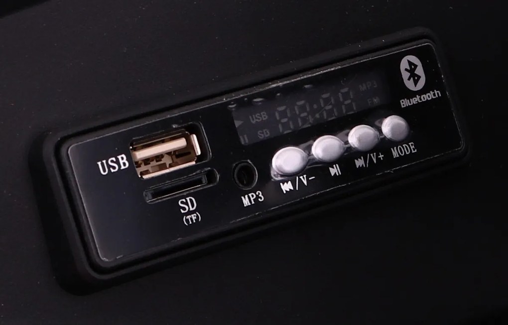 Ramiz Detský kočík SuperStar červený + pohon 4x4 + diaľkové ovládanie + batožinový priestor + MP3 LED + zámok dverí