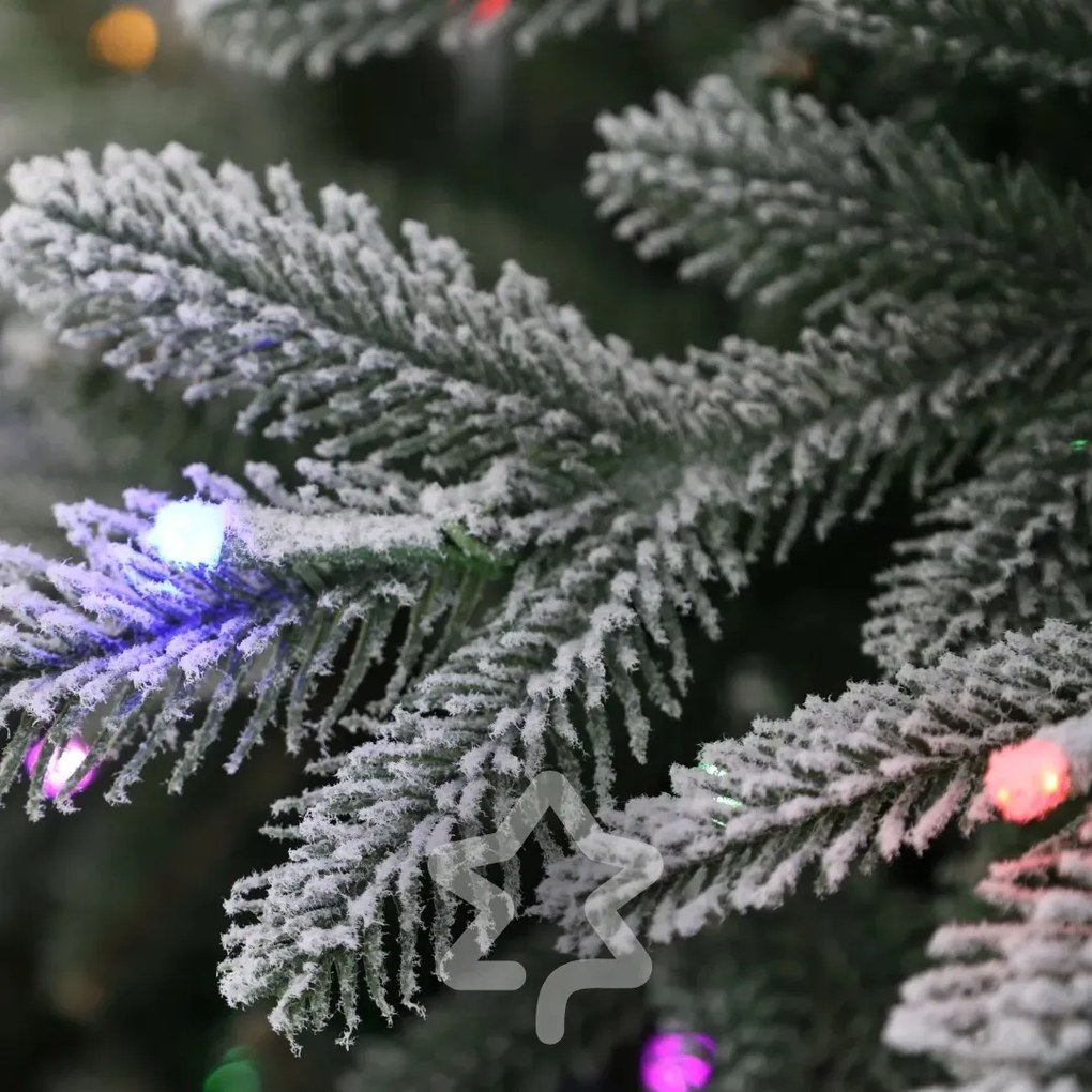 Smrek Zasnežený 600 LED 210 cm