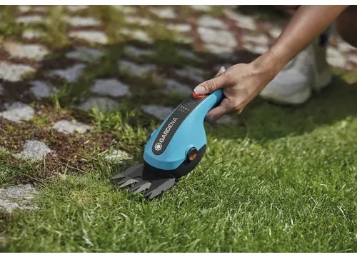 Aku nožnice na trávu a kríky GARDENA ClassicCut Li 2,5 Ah vr. USB-C kábla