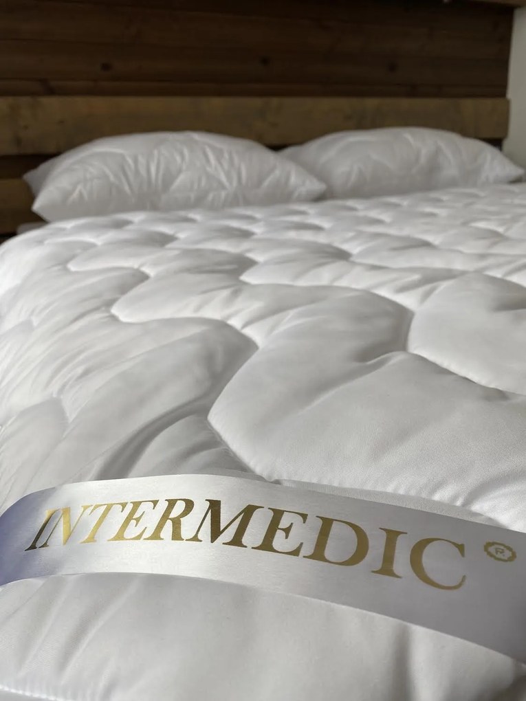 INTERMEDIC SK Celoročný paplón Aloe Vera LUXURY z mikrovlákna Veľkosť: 160x200 cm