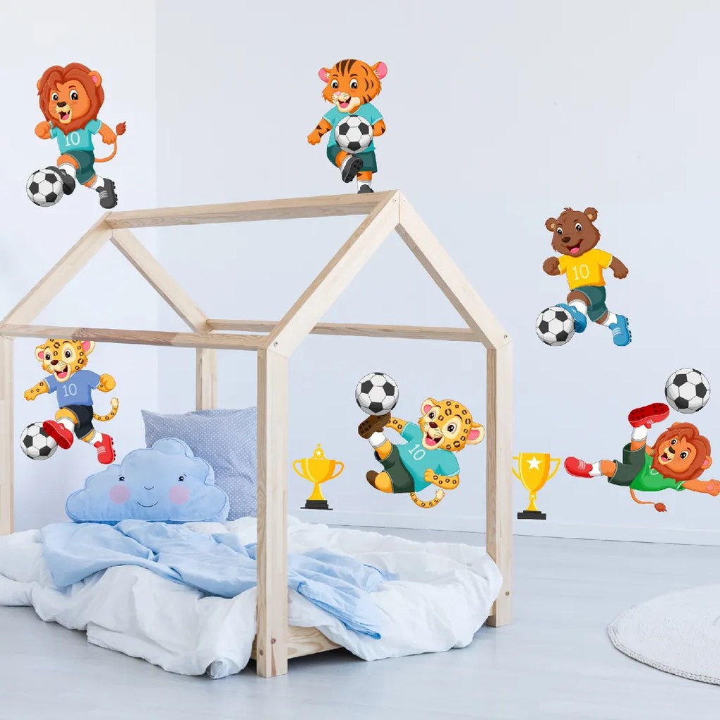 PIPPER. Zvieratká futbalisti - textilná nálepka na stenu
