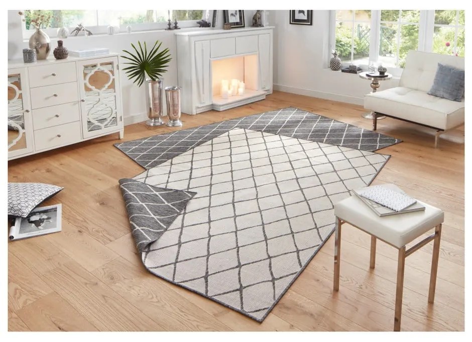 Sivo-krémový vonkajší koberec NORTHRUGS Malaga, 160 x 230 cm