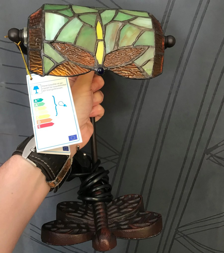 Lampa tiffany banker 28*20 VÁŽKA