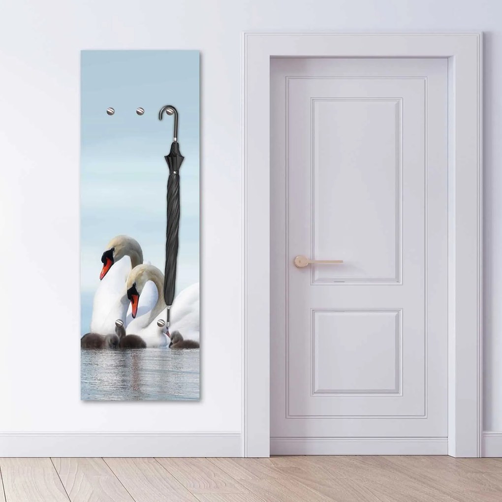 Gario Vešiak na stenu Labute Rozmery: 40 x 118 cm