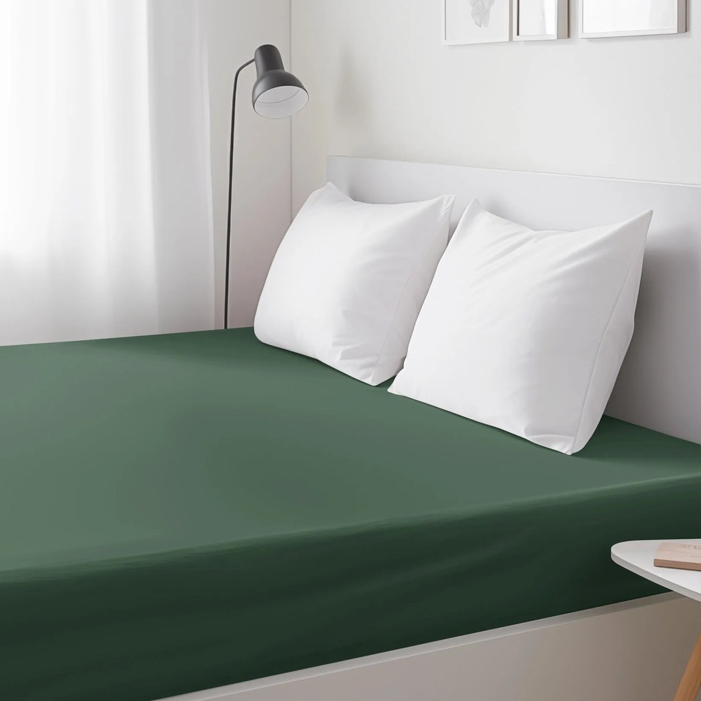 Goldea bavlnená napínacia plachta - tmavo zelená 80 x 200 cm