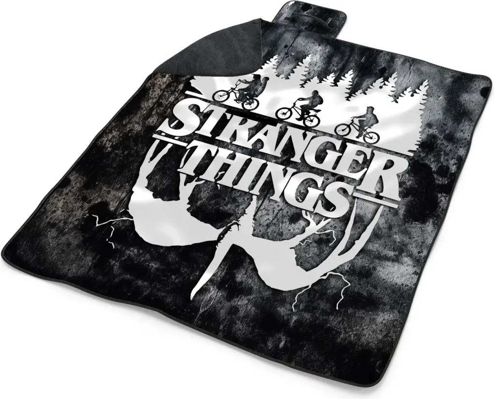 Sablio Plážová deka Stranger Things White: 200x140 cm