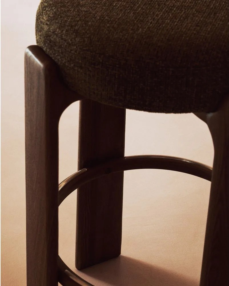 Zelená/v tmavo prírodnej farbe barová stolička z jaseňového dreva (výška sedadla 75 cm) Granite – Kave Home