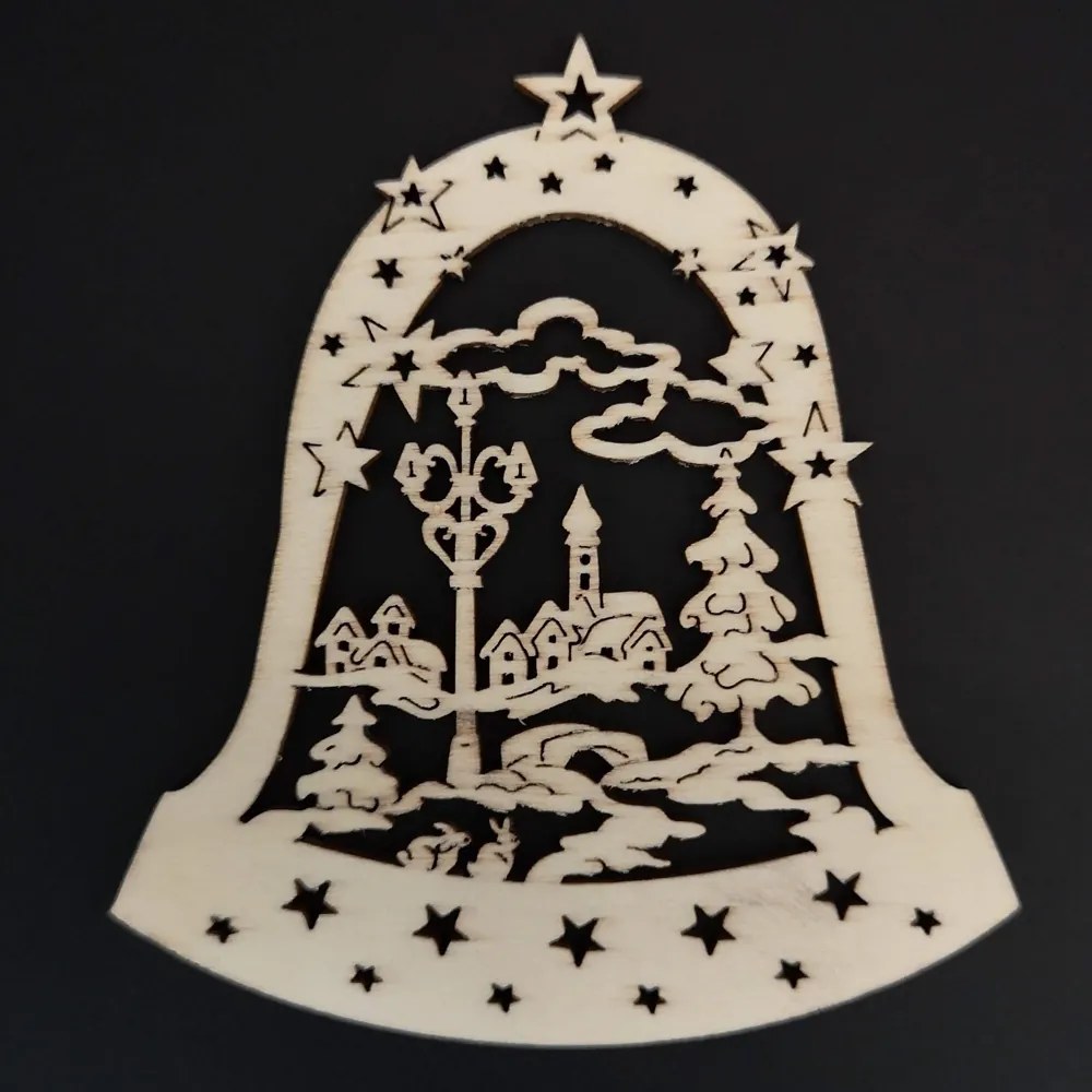 AMADEA Drevená ozdoba zvonček s kostolom 9 cm