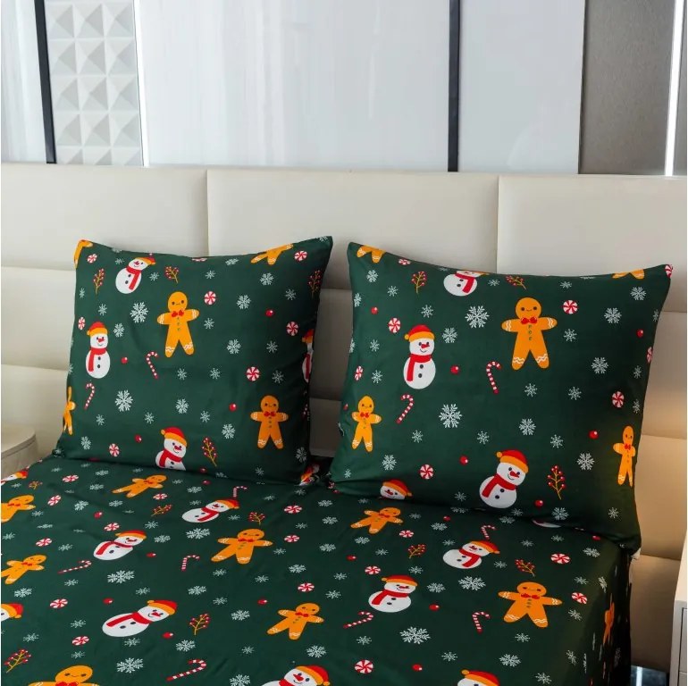 Polybavlnené obliečky SNIEHULIAK A PERNÍČEK POLY zelené Rozmer obliečky: 70 x 90 cm | 140 x 220 cm