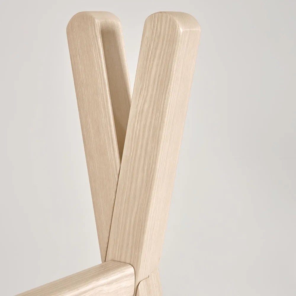 Detský vešiak z bukového dreva v prírodnej farbe 99x148 cm Maralis – Kave Home