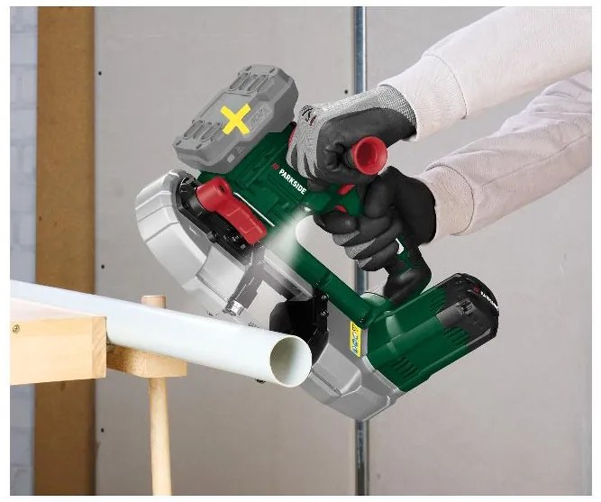 Parkside® Aku pásová píla 20 V Pmba 20-Li A1+ Akumulátor 20 V 2 Ah PAP 20 B1 + Nabíjačka 20 V 2,4 A (800011858)