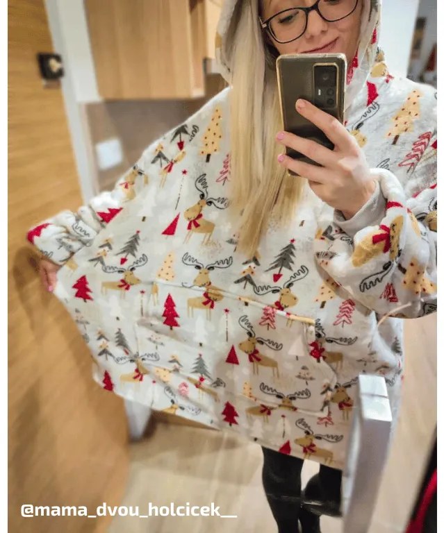 Baránková mikinová deka s rukávmi a kapucňou YULE HUG svetlosivá