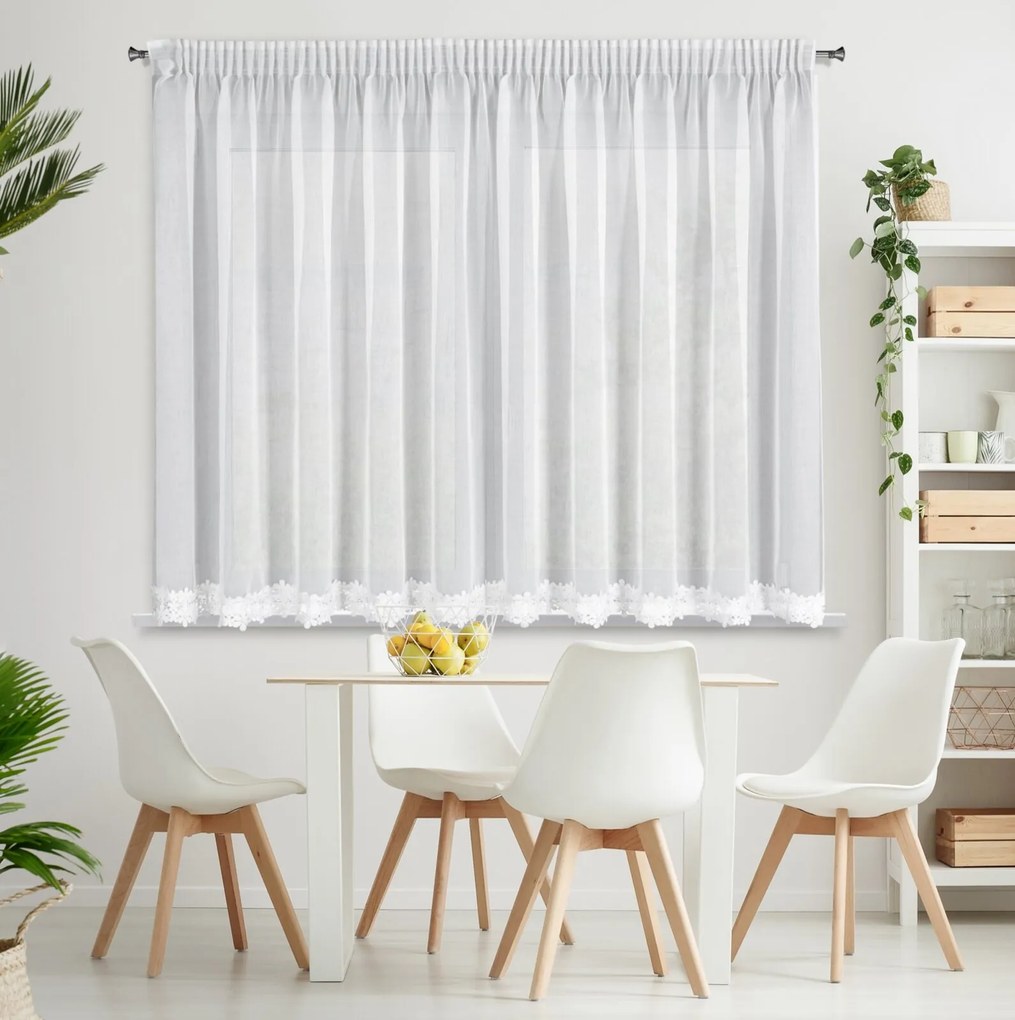 ZÁCLONA NA PÁSKE KAJA 350X155 CM CM BIELA