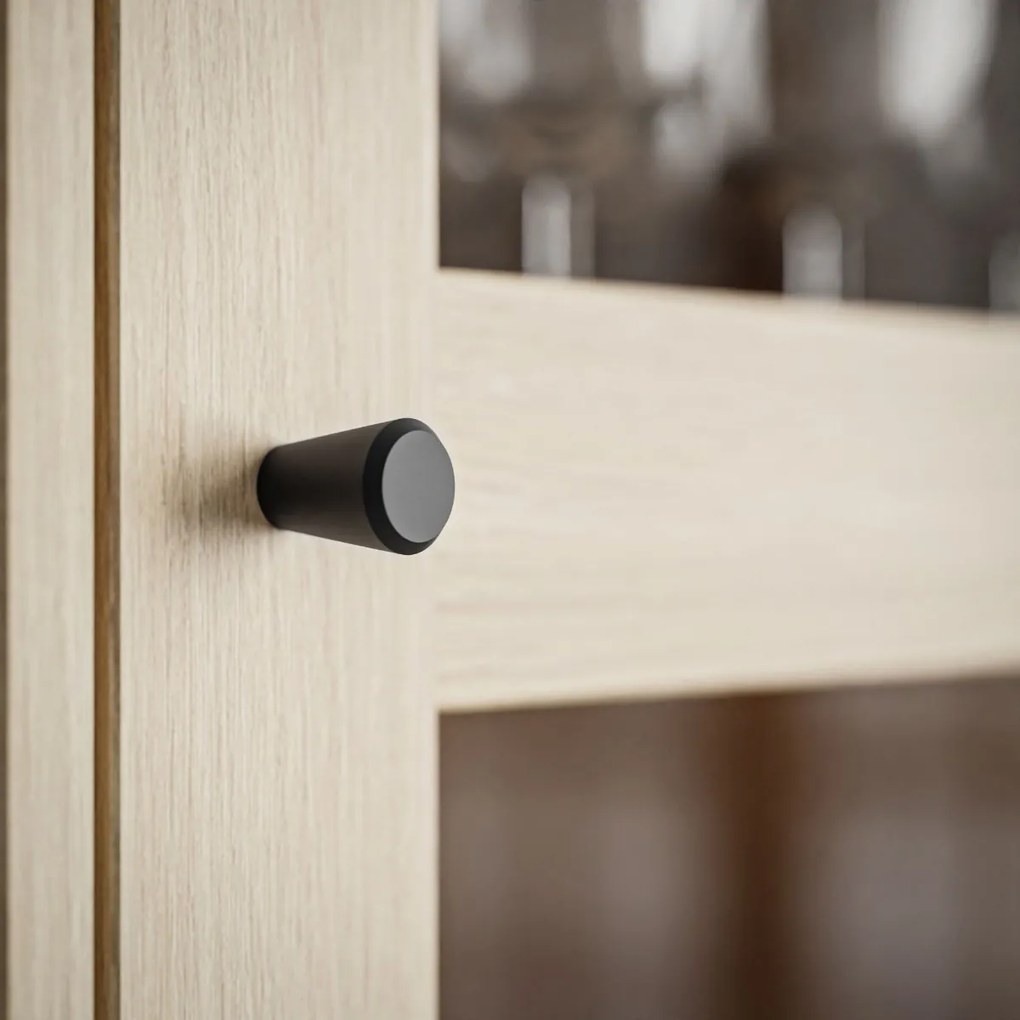 VITRÍNA THEO S VIEDENSKÝM VÝPLETOM DUB PUCCINI 72 cm