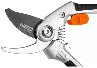 NEO 15-212 záhradné nožnice
