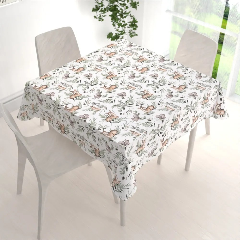 Biante Detský bavlnený štvorcový obrus Sandra SA-455 Srnčekovia zajačikovia a veveričky na bielom 90x90 cm