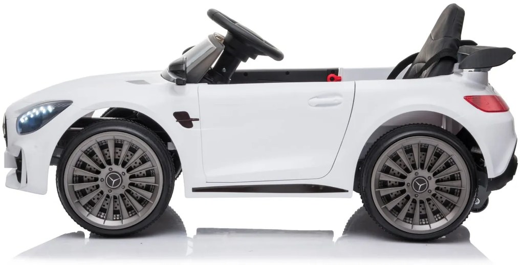 Detské elektrické autíčko na diaľkové ovládanie BestBerg BBCC-50W - Mercedes-Benz AMG GT R / od 3 rokov / nosnosť 25 kg / biela