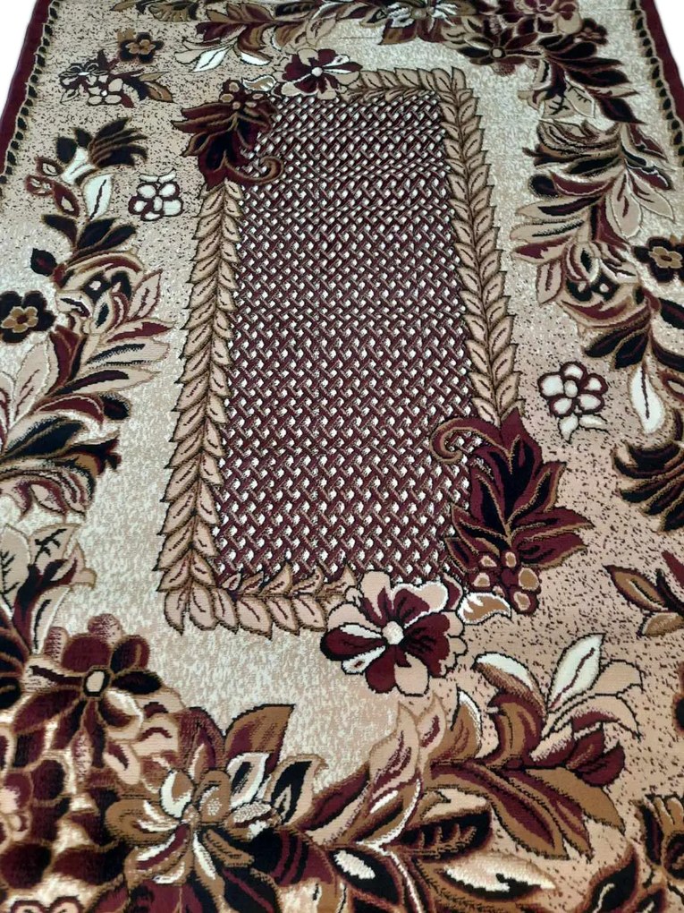 TA Koberec C577E BURGUNDSKÁ/BURGUNDSKÁ BALI PP