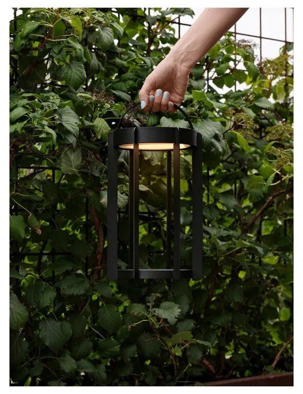 Čierny vonkajší LED lampáš na USB (výška 30 cm) Firefly – Zone