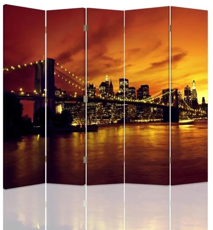 Ozdobný paraván Západ slunce na Manhattanu v New Yorku - 180x170 cm, päťdielny, klasický paraván