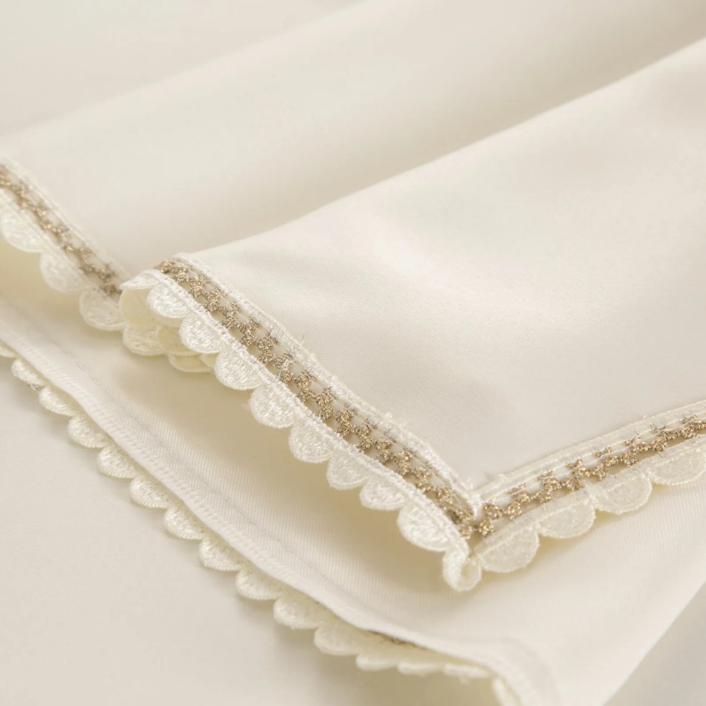 SADA 4 KS PRESTIERANIE NA STÔL LACE 30X40 CM KRÉMOVÁ