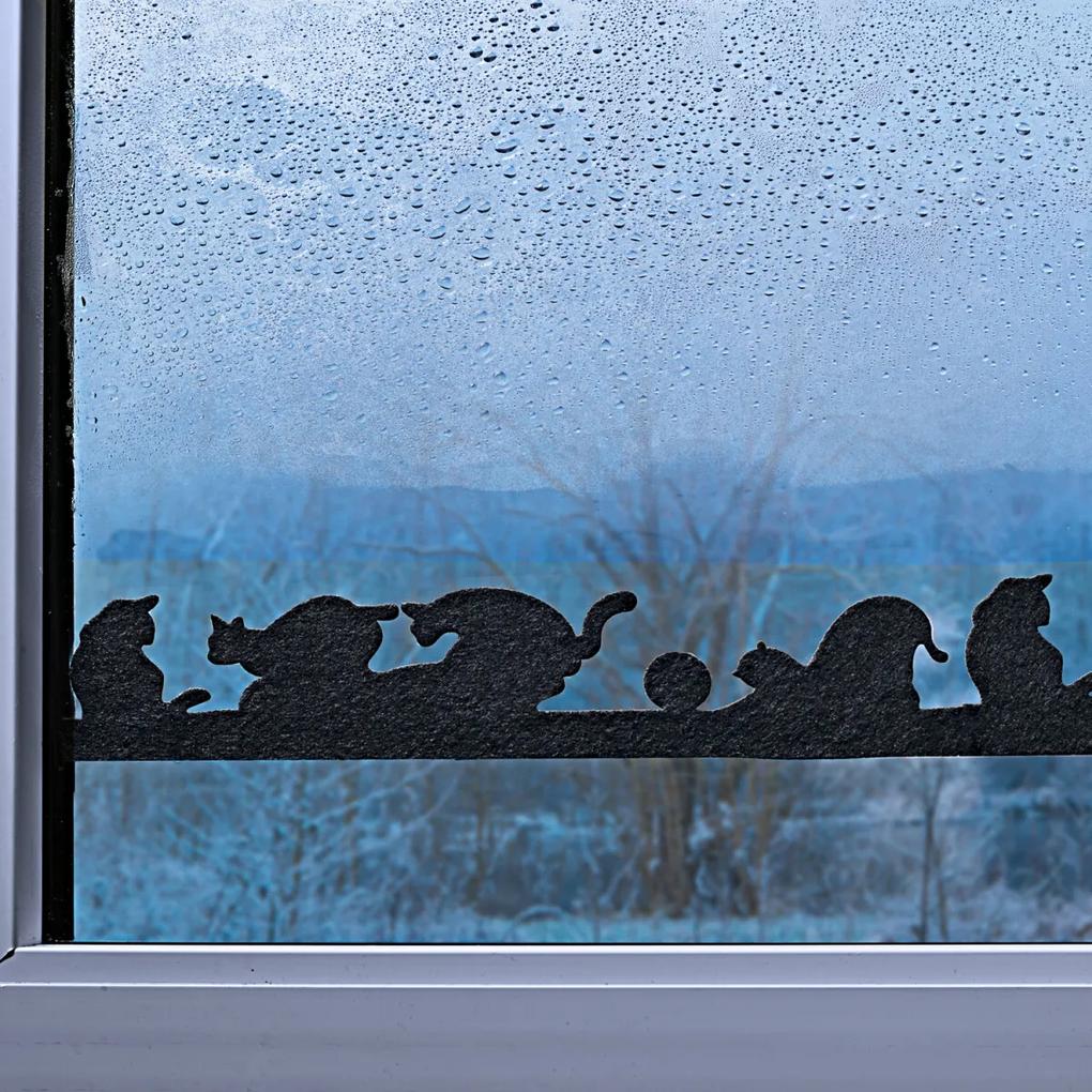 4 okenné pohlcovače vlhkosti "Mačka" Každá s rozmermi 30 x 7 x 1 cm