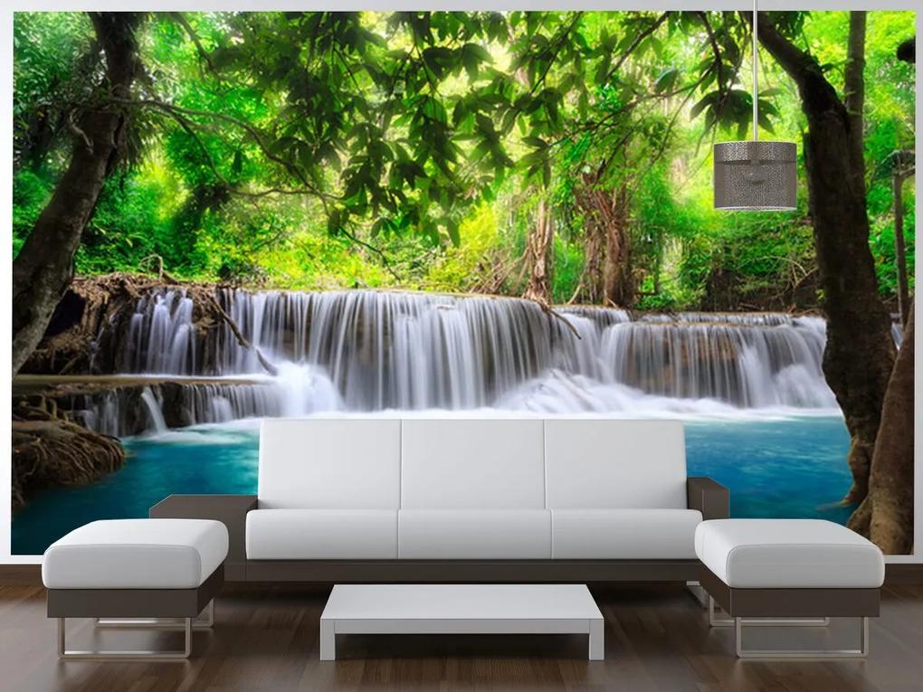 Gario Fototapeta Číry vodopád v džungli Veľkosť: 268 x 240 cm, Materiál: Vliesová