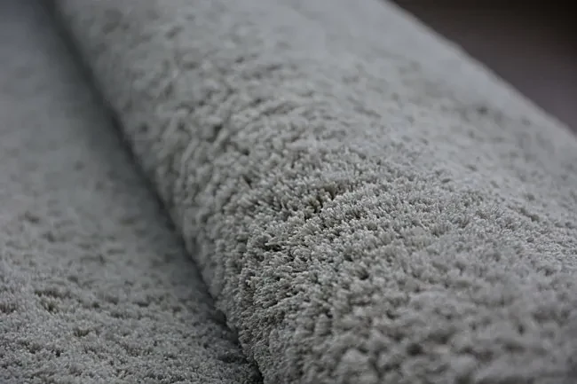 Koberec Micro fiber soft shaggy strieborný