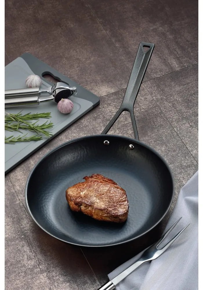 Železná panvica na vyprážanie Kela Rhino, ø 28 cm