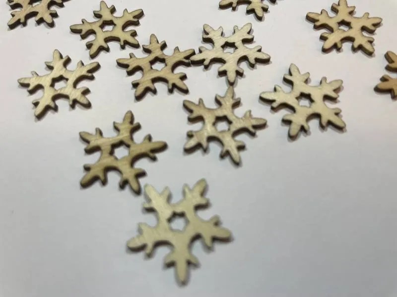 DECOLED Dřevěná dekorace vločka, 2 cm, 50 ks v balení