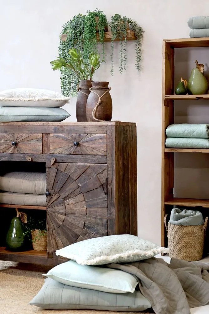 Hnedá antik drevená komoda z recyklovaného dreva Grimaud - 90*41*100 cm
