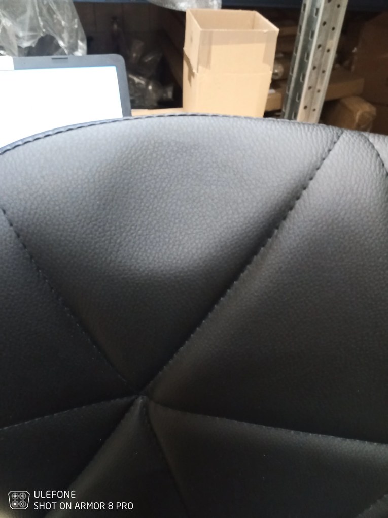 AKCIA Čierne kancelárske kreslo NOTO z eko kože II. akosť