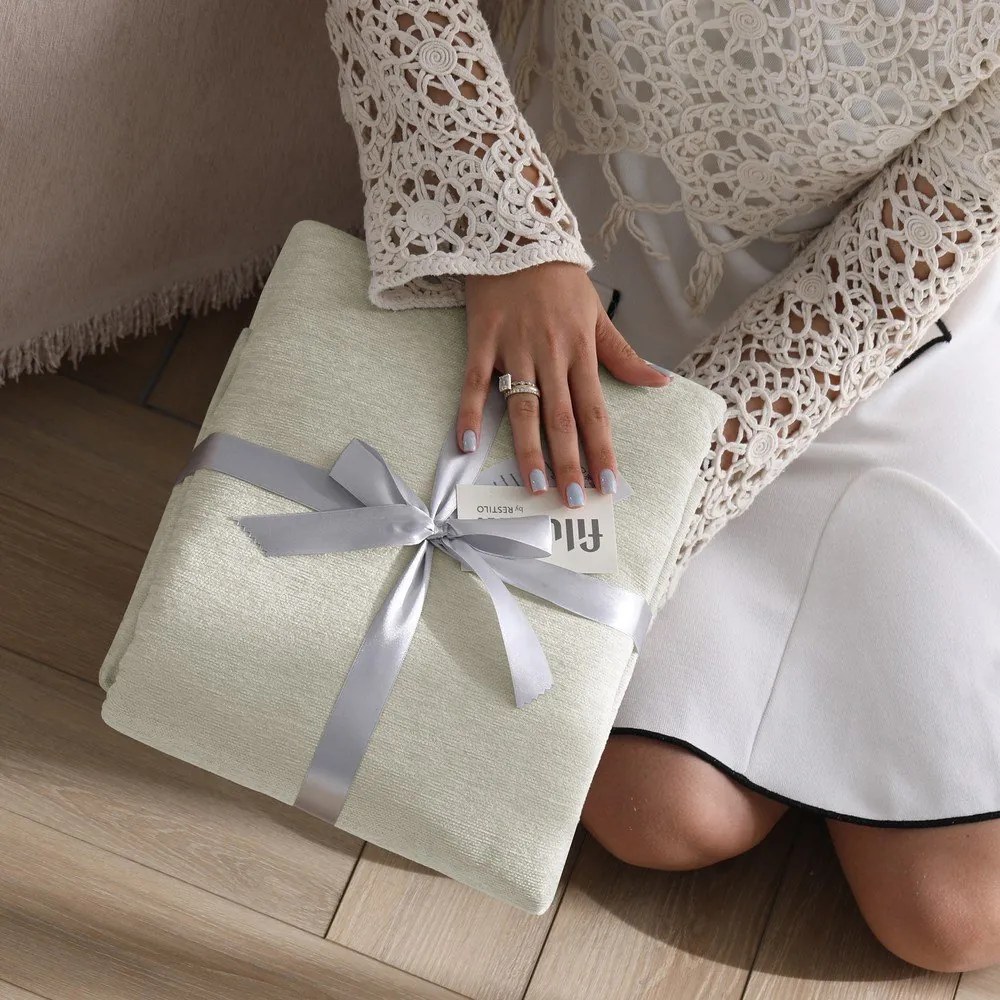 Krémový pléd zo ženilky 220x240 cm Talo – Filumi