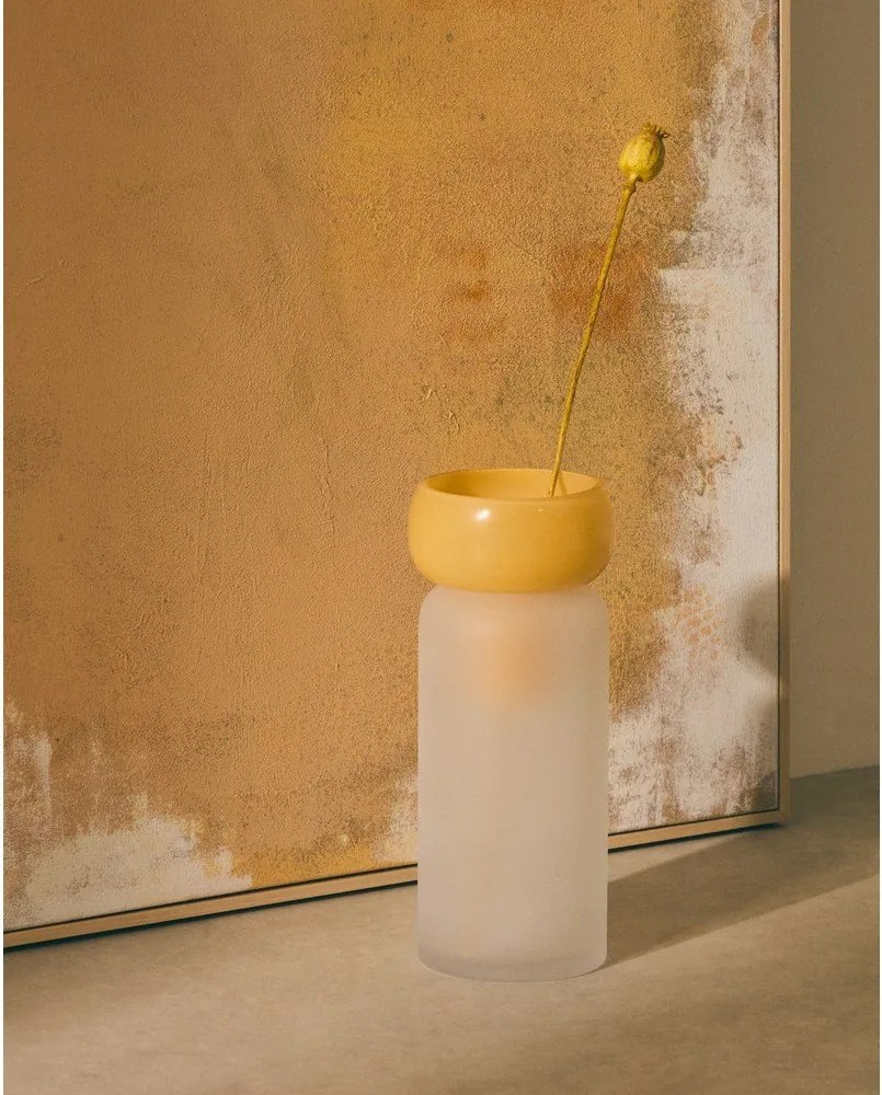 Žltá sklenená váza (výška 30,5 cm) Kelse – Kave Home