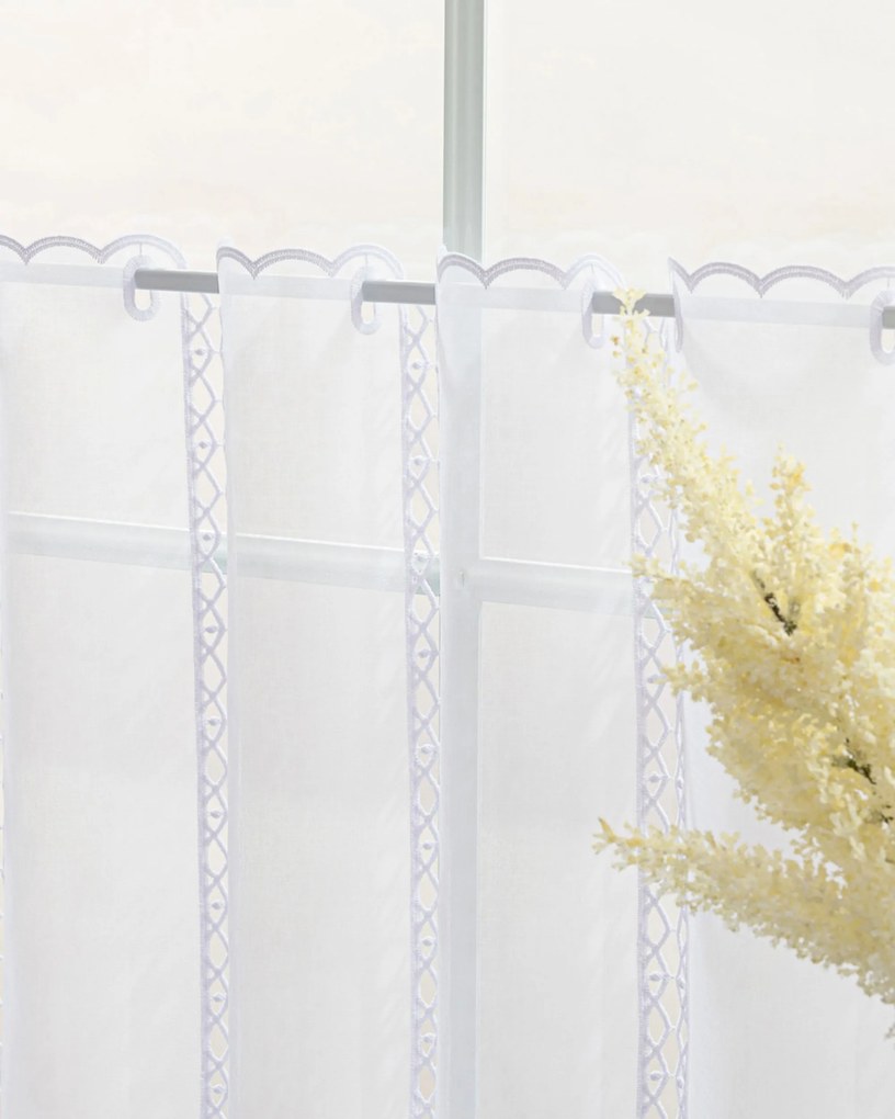 Vitrážková záclonka vyšívaná Ornate výška 60 cm na metre