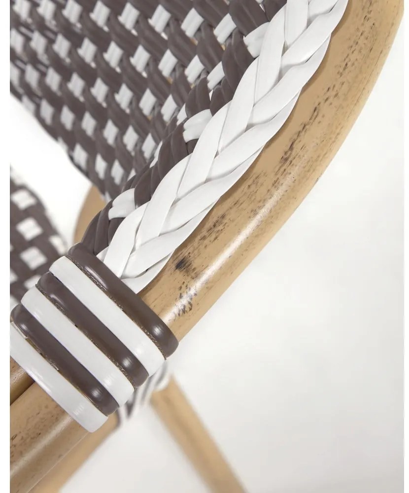 Hnedá kovová/plastová záhradná stolička Marilyn – Kave Home