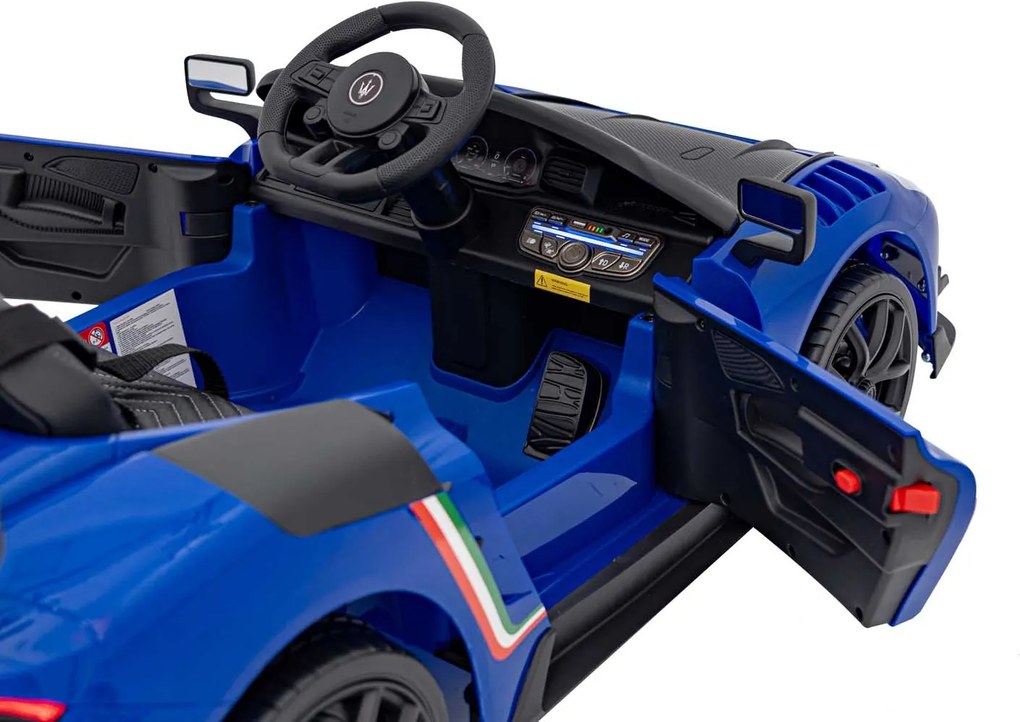 Ramiz Auto Maserati MC20 GT2 modré
